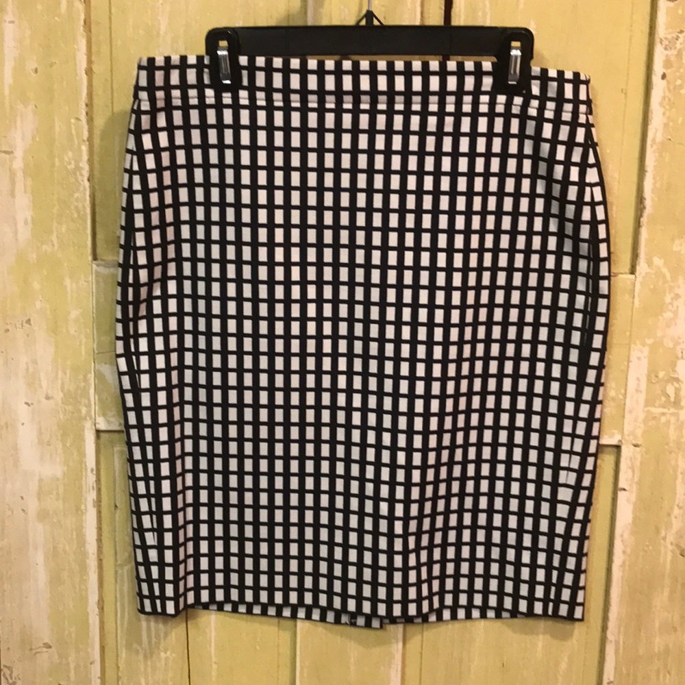 J. Crew Black and White Grid Pencil Skirt